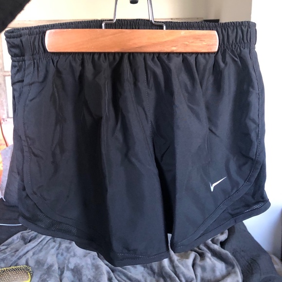 NWT Nike Tempo Running Shorts - Picture 2 of 4